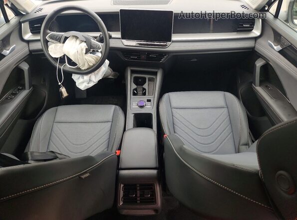 3VVER7RM1TM018410 2026 VOLKSWAGEN TIGUAN Серебряный Вид панели приборов