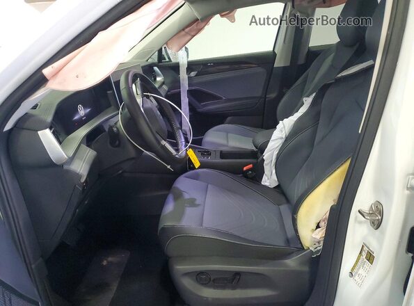 3VVER7RM5TM083289 2026 VOLKSWAGEN TIGUAN White Widok wnętrza z przodu