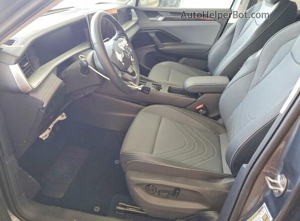 3VVER7RM6TM056814 2026 VOLKSWAGEN TIGUAN Gray Вид салону спереду
