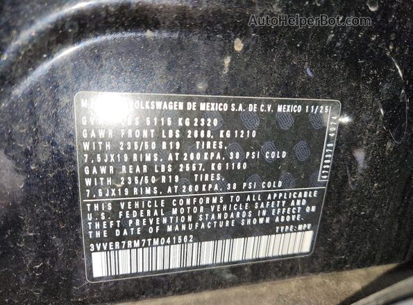 3VVER7RM7TM041562 2026 VOLKSWAGEN TIGUAN Blue Vista de la etiqueta del VIN