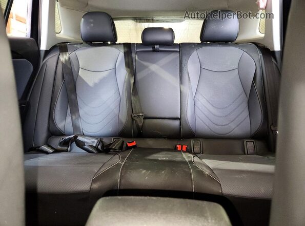 3VVER7RM7TM041562 2026 VOLKSWAGEN TIGUAN Blue Vista de los asientos traseros