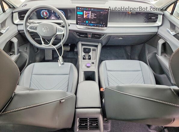 3VVER7RM8SM035509 2025 VOLKSWAGEN TIGUAN White Dashboard view