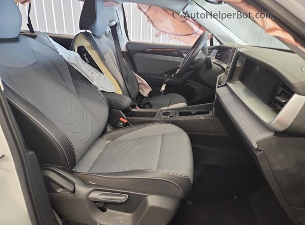 3VVER7RM9TM015870 2026 VOLKSWAGEN TIGUAN White 