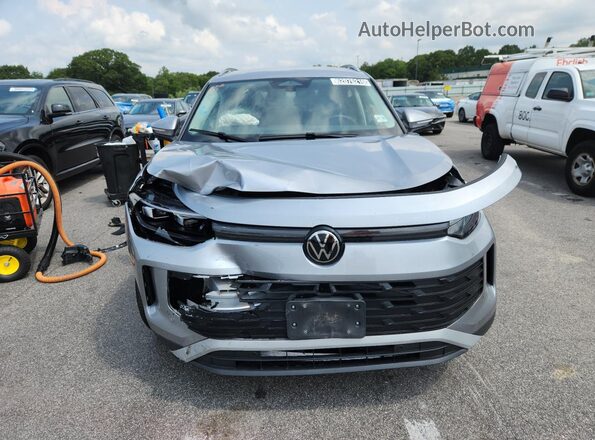 3VVER7RMXTM008975 2026 VOLKSWAGEN TIGUAN Silver Widok z przodu