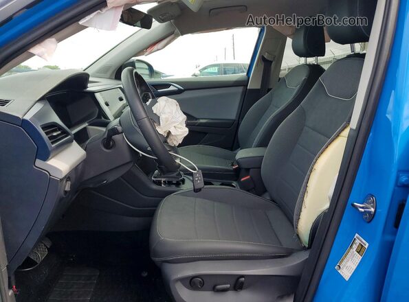3VVEX7B20PM366834 2023 VOLKSWAGEN TAOS Синий Вид салона спереди