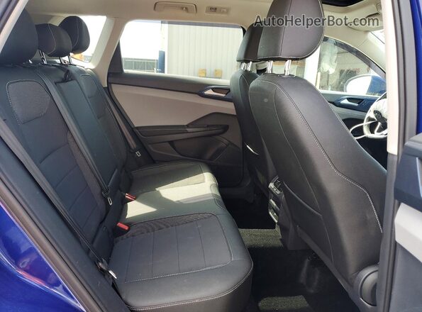 3VVEX7B22RM029097 2024 VOLKSWAGEN TAOS Blue უკანა სალონის ხედი