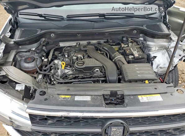 3VVEX7B24PM368103 2023 VOLKSWAGEN TAOS Silver Vista interior trasera