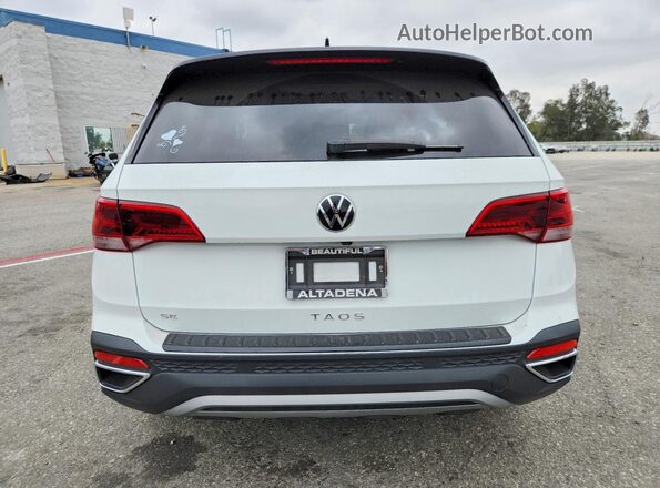 3VVEX7B25RM042460 2024 VOLKSWAGEN TAOS White Vista trasera