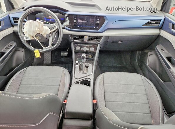3VVEX7B25RM042460 2024 VOLKSWAGEN TAOS White Vista del salpicadero