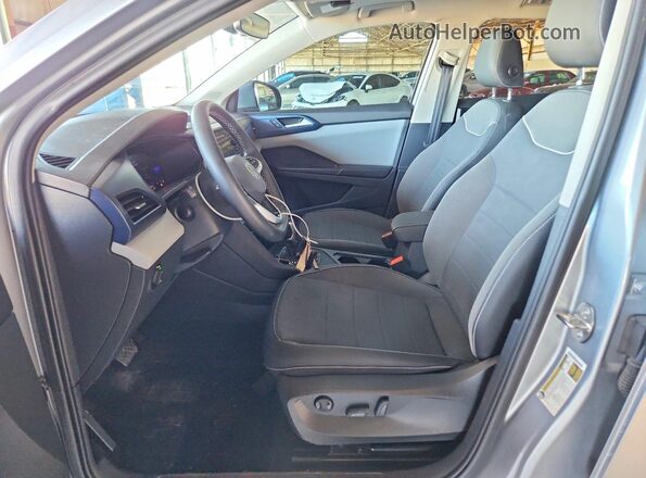 3VVEX7B2XPM372639 2023 VOLKSWAGEN TAOS Silver Widok wnętrza z przodu