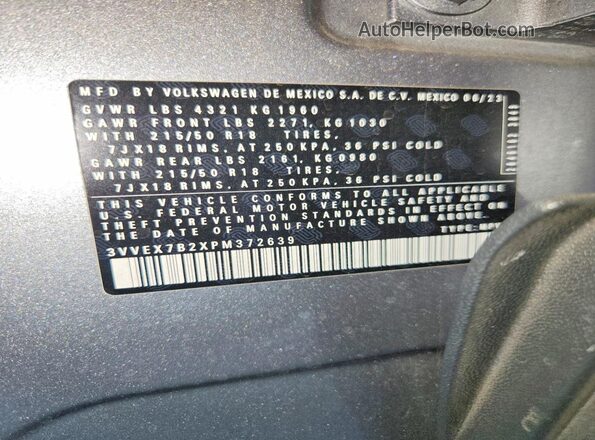 3VVEX7B2XPM372639 2023 VOLKSWAGEN TAOS Silver Widok naklejki z numerem VIN