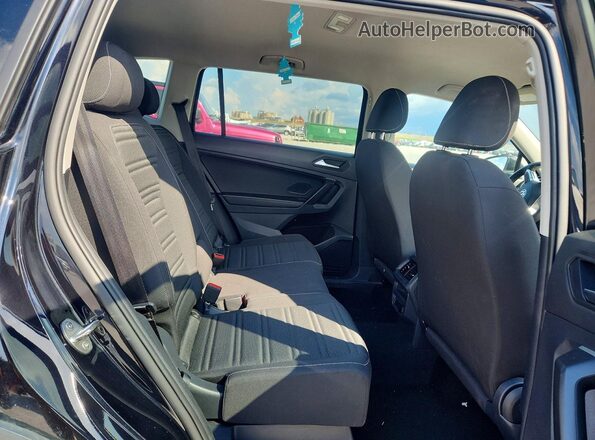 3VVFB7AX0RM028756 2024 VOLKSWAGEN TIGUAN Черный Вид задних сидений