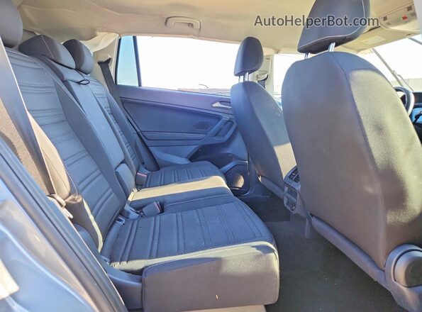 3VVFB7AX0RM077522 2024 VOLKSWAGEN TIGUAN Silver Vista interior trasera