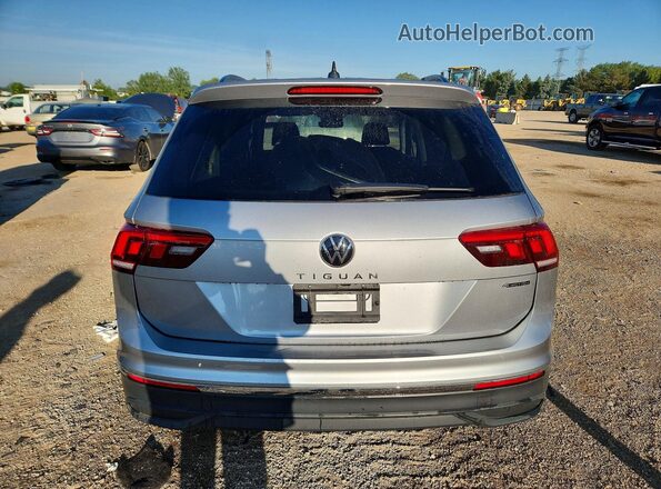 3VVFB7AX1RM107546 2024 VOLKSWAGEN TIGUAN Серебряный Вид сзади