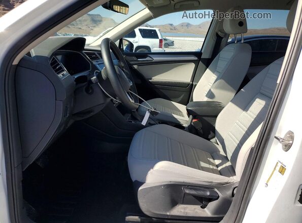 3VVFB7AX1RM181680 2024 VOLKSWAGEN TIGUAN White წინა სალონის ხედი