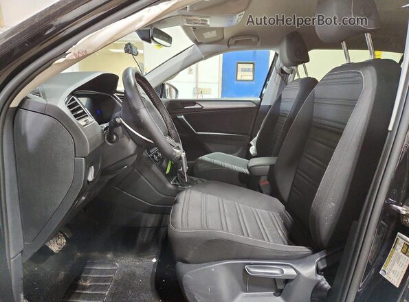 3VVFB7AX8RM124361 2024 VOLKSWAGEN TIGUAN Black წინა სალონის ხედი