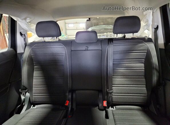 3VVFB7AX8RM124361 2024 VOLKSWAGEN TIGUAN Black უკანა სავარძლების ხედი