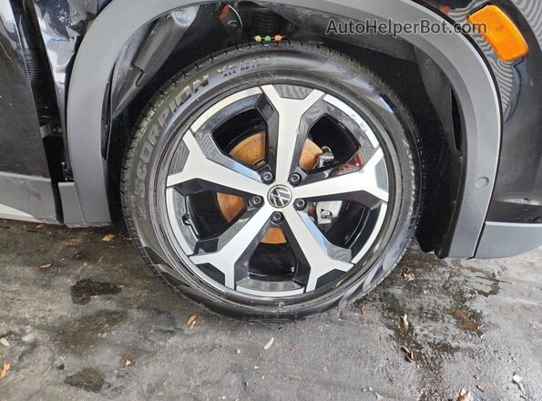 3VVFR7RM1TM075811 2026 VOLKSWAGEN TIGUAN Black 