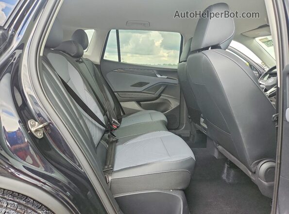 3VVFR7RM6TM042108 2026 VOLKSWAGEN TIGUAN Black Widok wnętrza z tyłu