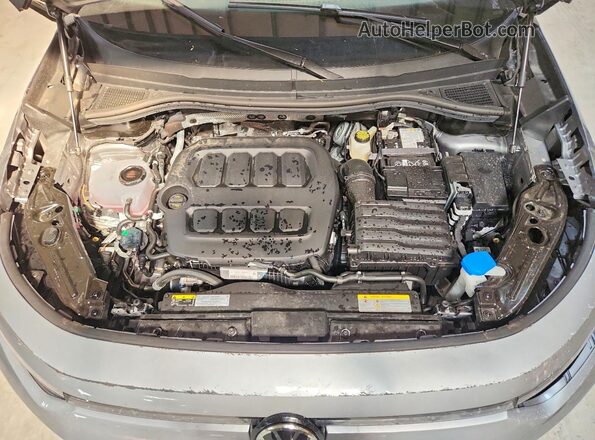 3VVFR7RM9TM099855 2026 VOLKSWAGEN TIGUAN Silver Vista del compartimento del motor
