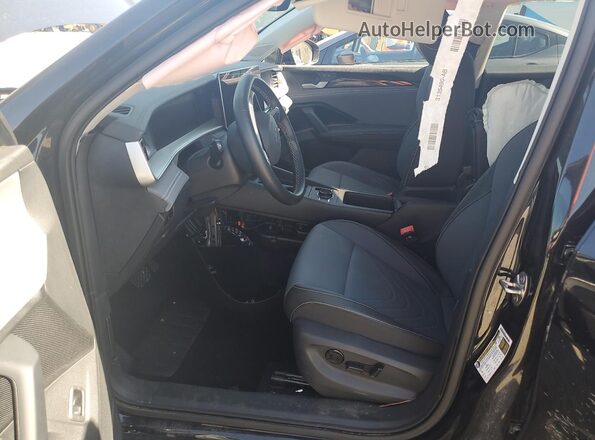 3VVFR7RMXTM043066 2026 VOLKSWAGEN TIGUAN Black 