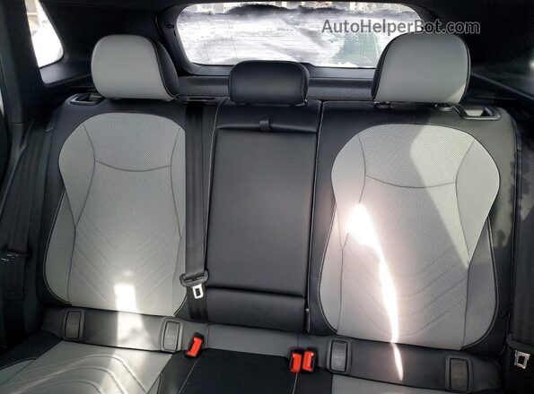 3VVGR7RM4SM069889 2025 VOLKSWAGEN TIGUAN White Rear seats view