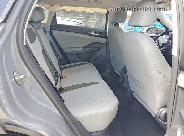 3VVLX7B23NM023357 2022 VOLKSWAGEN TAOS Gray Widok tylnych siedzeń
