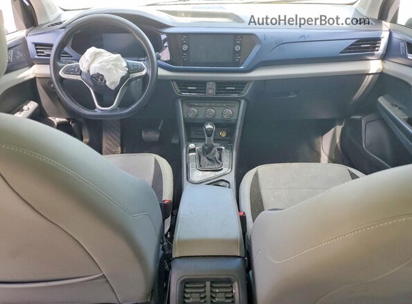3VVLX7B23NM023357 2022 VOLKSWAGEN TAOS Gray Widok deski rozdzielczej