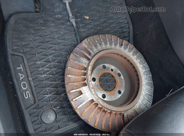 3VVLX7B23NM078679 2022 VOLKSWAGEN TAOS Gray 