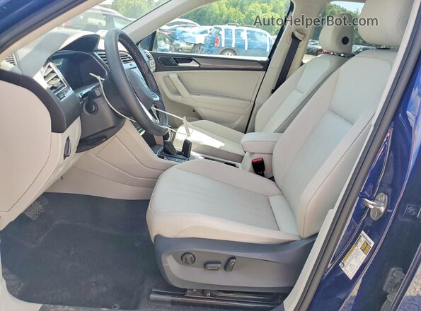 3VVMB7AX1RM009060 2024 VOLKSWAGEN TIGUAN Blue Вид салону спереду