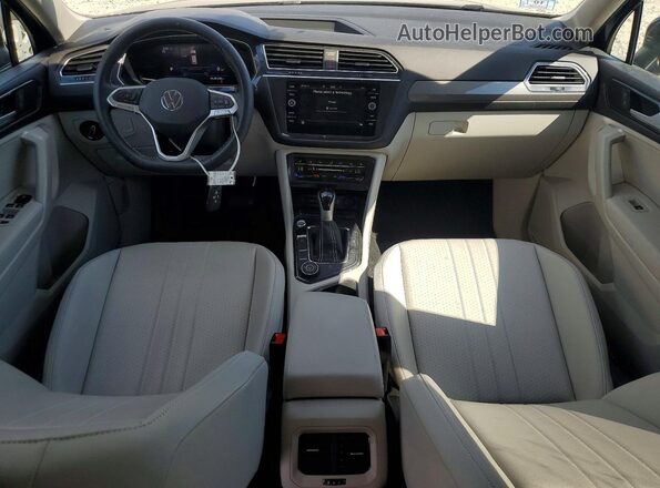 3VVMB7AX1RM009060 2024 VOLKSWAGEN TIGUAN Blue Вид панелі приладів