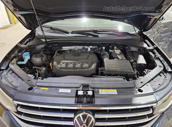 3VVMB7AX3RM175709 2024 VOLKSWAGEN TIGUAN Black ძრავის განყოფილების ხედი