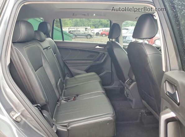 3VVMB7AX6PM018494 2023 VOLKSWAGEN TIGUAN Gray Вид задньої частини салону