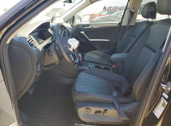 3VVMB7AX8RM193574 2024 VOLKSWAGEN TIGUAN Black Widok wnętrza z przodu