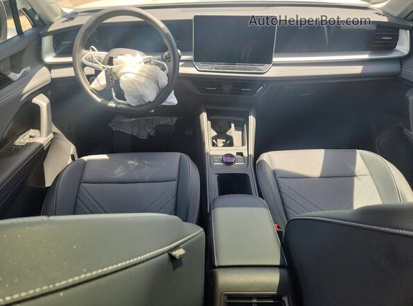 3VVMR7RM4TM068519 2026 VOLKSWAGEN TIGUAN White Widok deski rozdzielczej