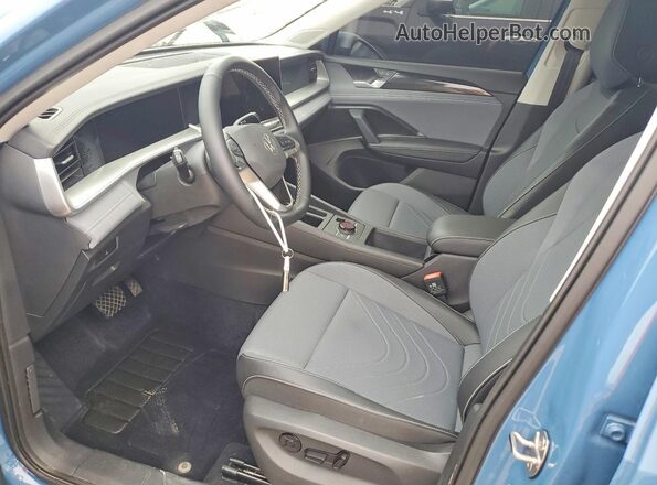 3VVMR7RMXSM027651 2025 VOLKSWAGEN TIGUAN Blue Widok wnętrza z przodu