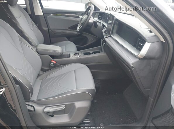 3VVMR7RMXTM033886 2026 VOLKSWAGEN TIGUAN Black Вид салону спереду