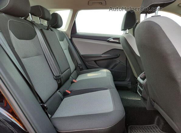 3VVMX7B25PM381888 2023 VOLKSWAGEN TAOS Black Вид задньої частини салону