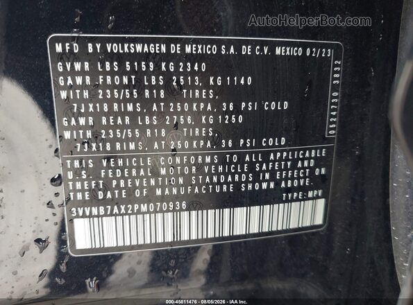 3VVNB7AX2PM070936 2023 VOLKSWAGEN TIGUAN Black Widok komory silnika