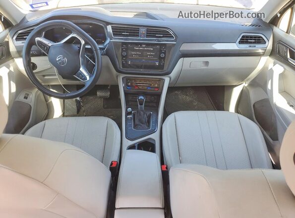 3VVNB7AX3PM087762 2023 VOLKSWAGEN TIGUAN Blue Dashboard view