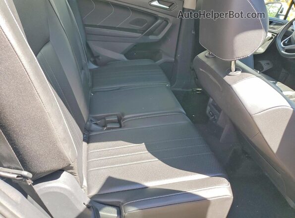 3VVNB7AX3RM195091 2024 VOLKSWAGEN TIGUAN White Rear seats view