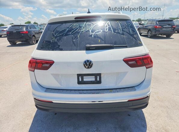 3VVNB7AX4PM018773 2023 VOLKSWAGEN TIGUAN White Вид ззаду