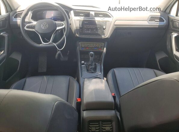 3VVNB7AX4PM114242 2023 VOLKSWAGEN TIGUAN White Առջևի վահանակի տեսք
