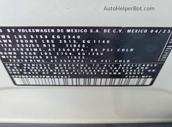 3VVNB7AX7PM101937 2023 VOLKSWAGEN TIGUAN White Widok wnętrza 360 stopni