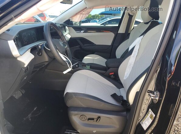 3VVNR7RM9SM071340 2025 VOLKSWAGEN TIGUAN Black წინა სალონის ხედი