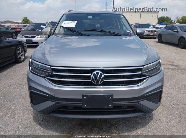 3VVRB7AX1PM068371 2023 VOLKSWAGEN TIGUAN Gray ხელსაწყოთა პანელის ხედი