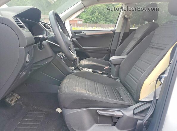 3VVRB7AX1PM072369 2023 VOLKSWAGEN TIGUAN White Սալոնի դիմացի տեսք