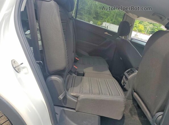 3VVRB7AX1PM072369 2023 VOLKSWAGEN TIGUAN White Հետևի նստատեղերի տեսք