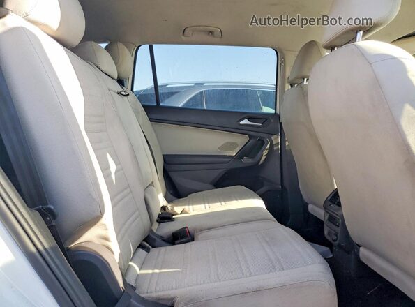 3VVRB7AX2PM065348 2023 VOLKSWAGEN TIGUAN White Հետևի նստատեղերի տեսք