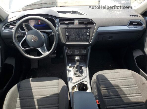 3VVRB7AX3RM228172 2024 VOLKSWAGEN TIGUAN Gray Առջևի վահանակի տեսք